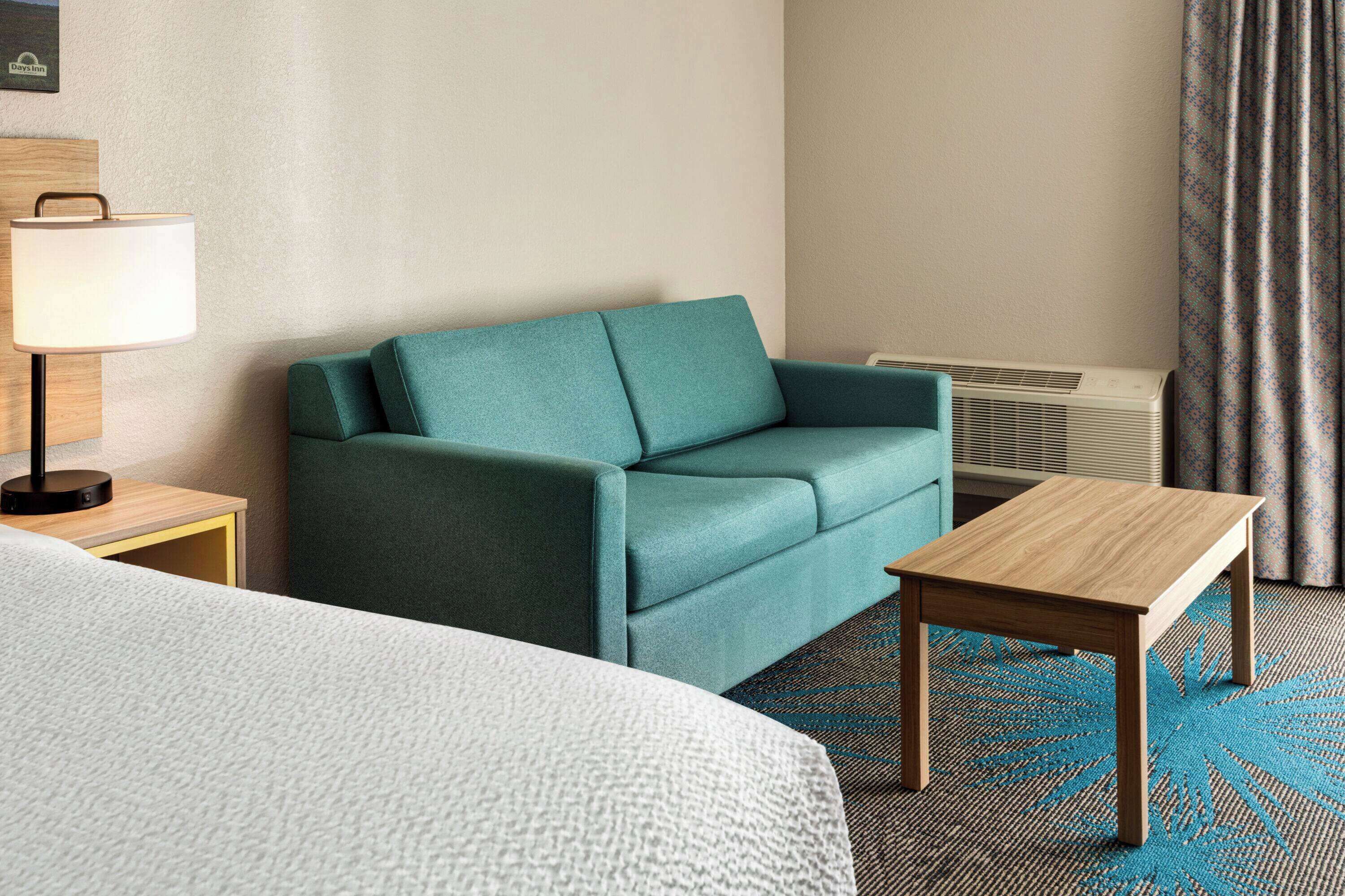 room, 1 king bed, non smoking | desk, iron/ironing board, rollaway beds, free wifi