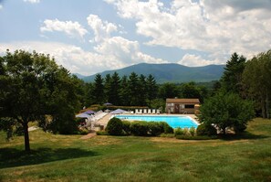 Property grounds - Fox Ridge Resort (North Conway)