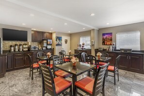 Free daily buffet breakfast 