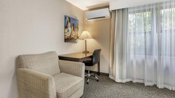 Standard Room, 1 Queen Bed, Refrigerator, Corner | 1 bedroom, in-room safe, laptop workspace, blackout drapes