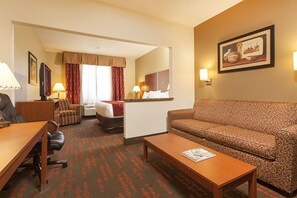 Suite, Non Smoking | Living area