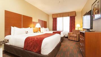 Suite, Non Smoking | In-room safe, desk, soundproofing, iron/ironing board