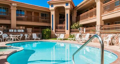 Quality Inn & Suites Las Cruces - University Area