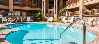 Quality Inn & Suites Las Cruces - University Area