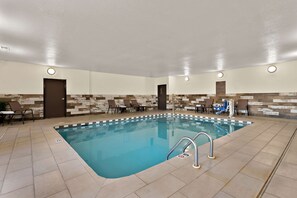 Piscine intérieure