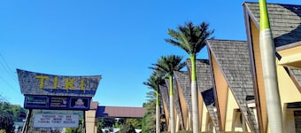 Tiki Resort
