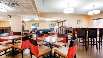 Desayuno para llevar incluido todos los días