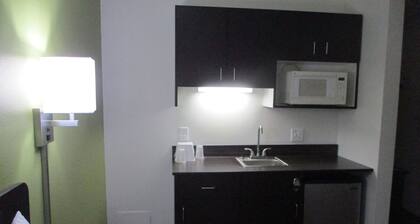 Motel 6 North Olmsted, OH - Cleveland