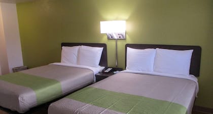 Motel 6 North Olmsted, OH - Cleveland