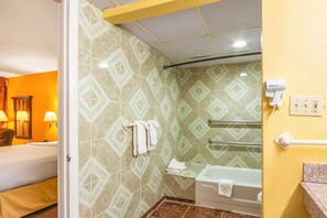 Room, 1 King Bed, Accessible, Non Smoking | Bathroom | Bathtub, free toiletries, hair dryer, towels - Americas Best Value Inn Elk City (Elk City)