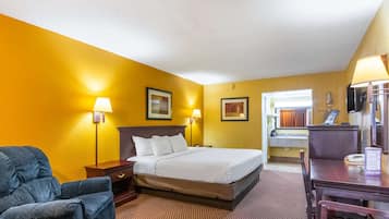 Room, 1 King Bed, Smoking