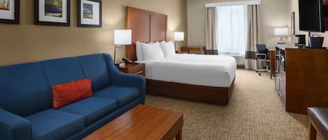 Deluxe Room, 1 King Bed, Non Smoking | Desk, blackout drapes, iron/ironing board, free WiFi