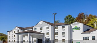 Wingate by Wyndham Pittsburgh/New Stanton