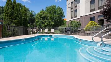 Seasonal outdoor pool