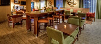 匹茲堡西米夫林歡朋酒店