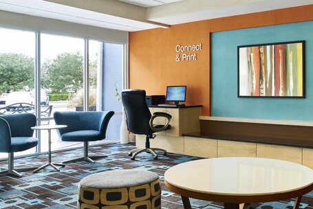 Fairfield Inn by Marriott Myrtle Beach Broadway at the Beach - Image 9