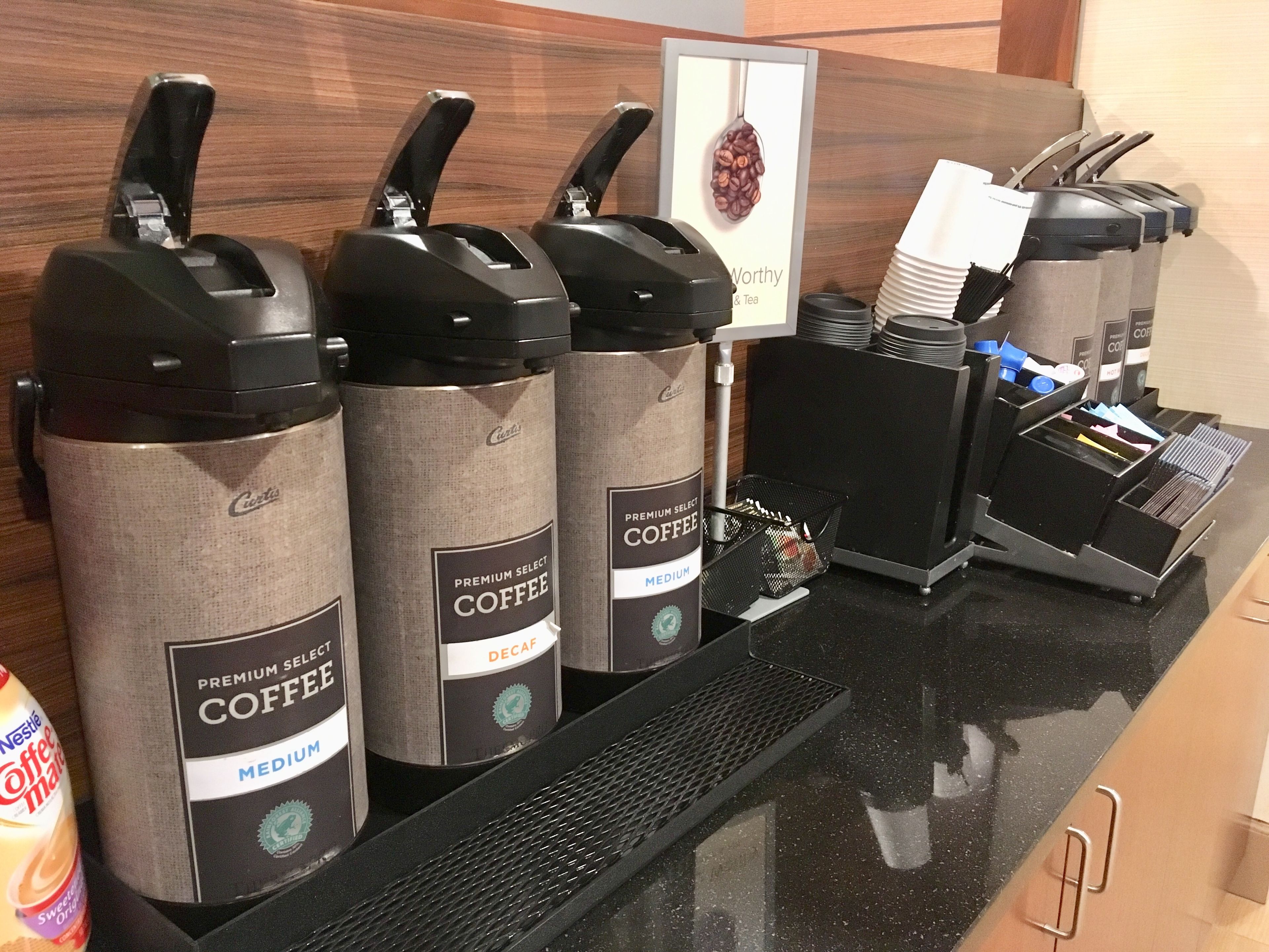 free daily continental breakfast