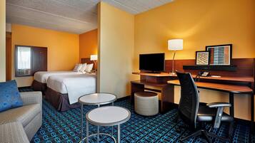 Rum - 2 dubbelsängar | Värdeförvaringsskåp på rummet, skrivbord och strykjärn/strykbräda