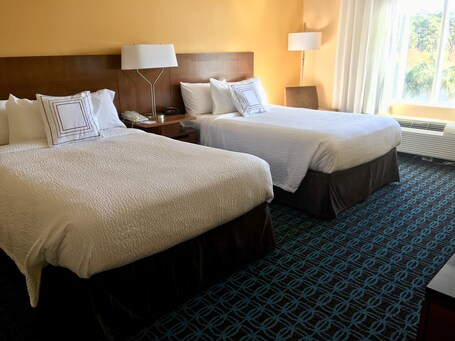 Fairfield Inn by Marriott Myrtle Beach Broadway at the Beach - Image 4