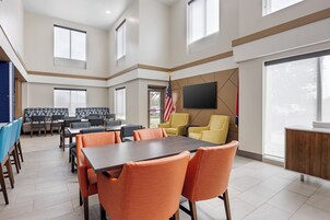 Desayuno bufé gratuito