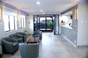 Lobby - Econo Lodge Inn & Suites Southeast (La Vergne)