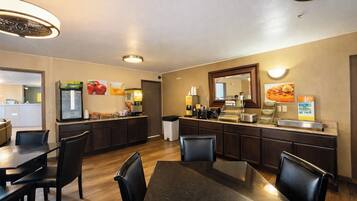 Free daily continental breakfast