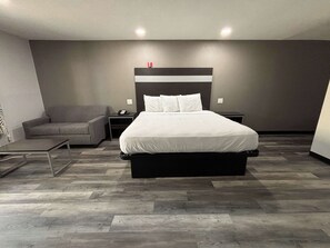 Individuelt dekorert, individuelt innredet og skrivebord