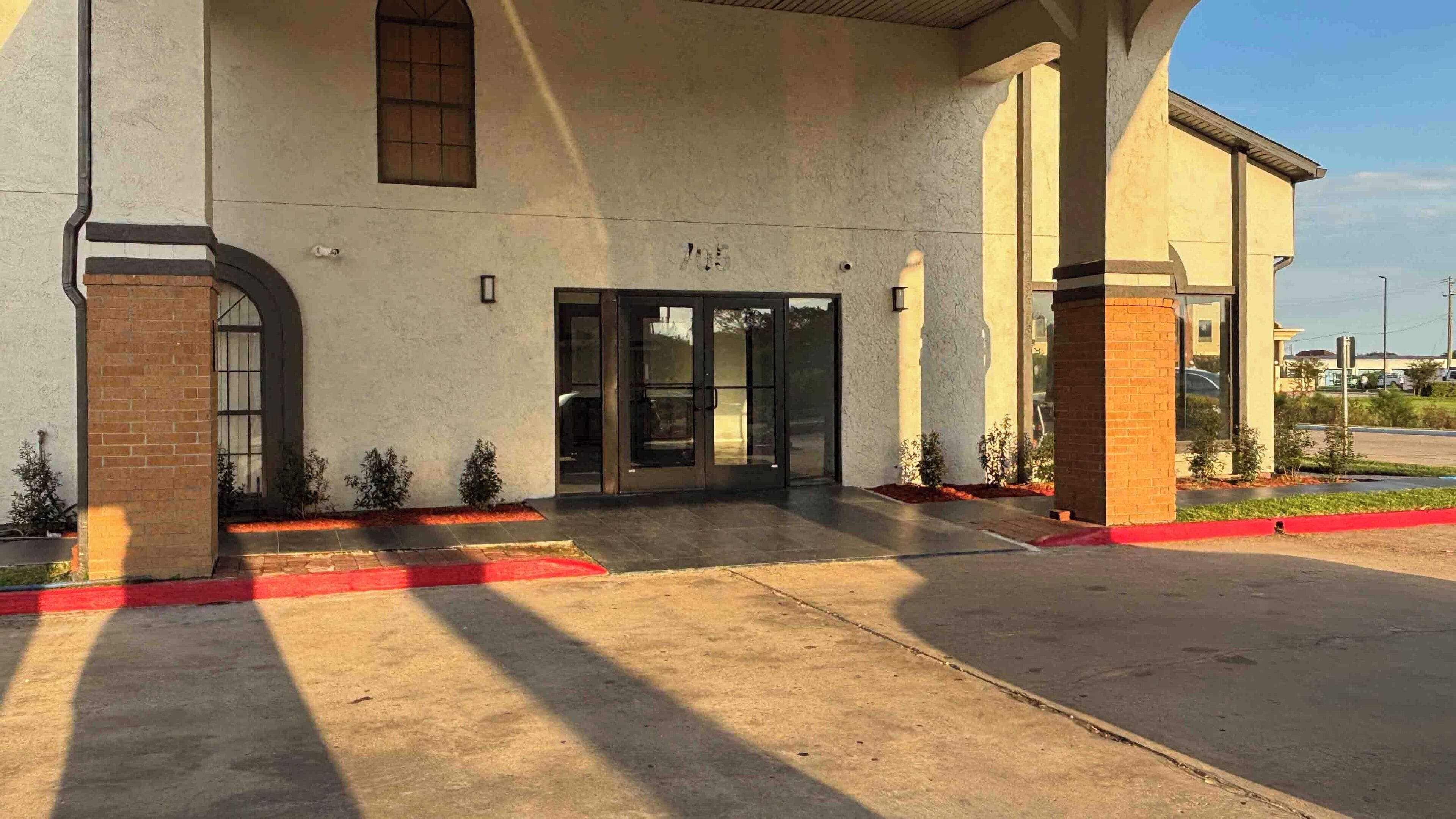 واجهة المنشأة