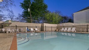 Outdoor pool, pool loungers