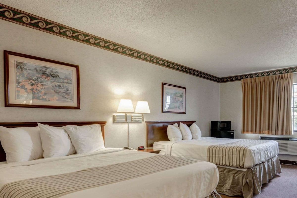 Desk, free WiFi, bed sheets, alarm clocks