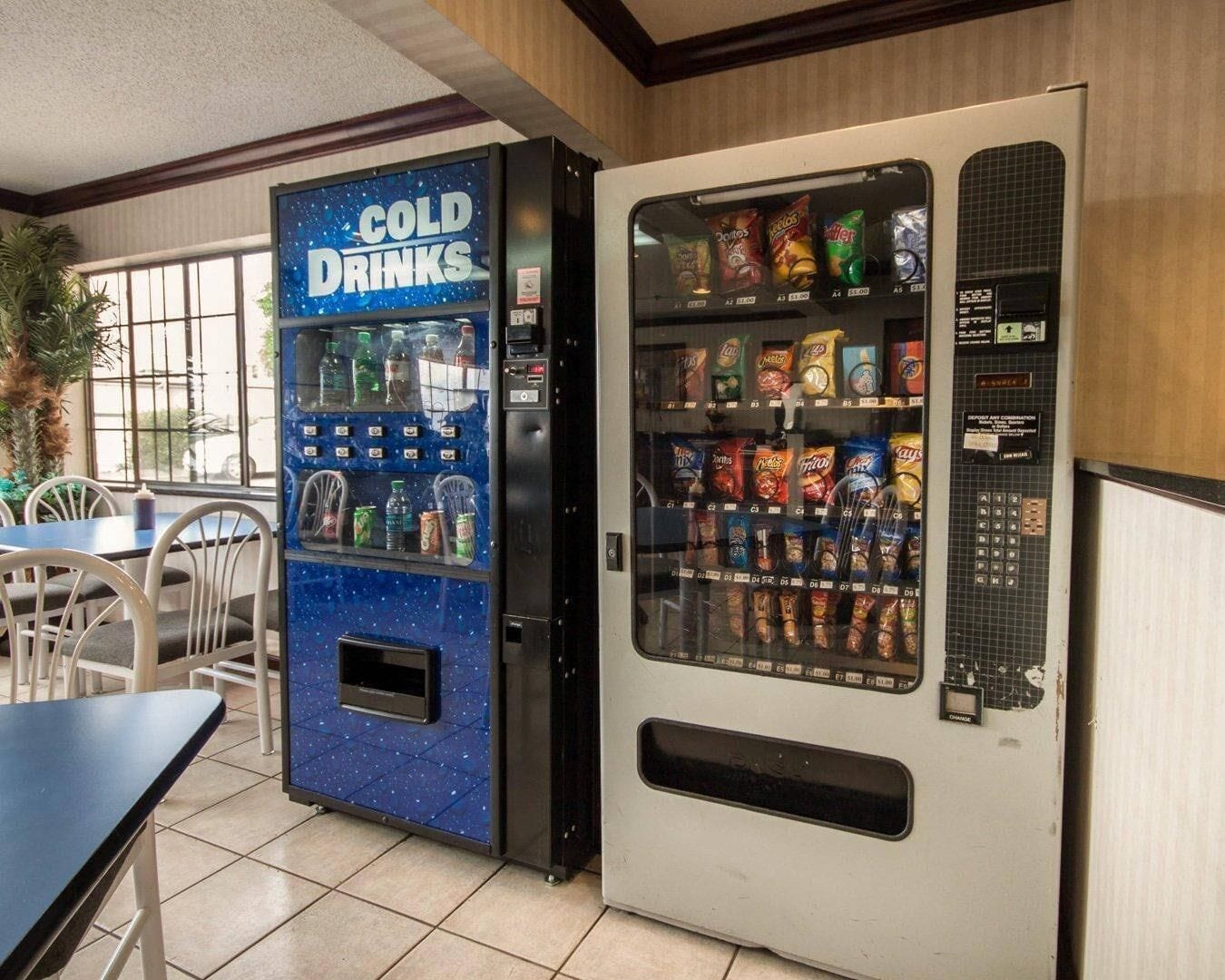 Photo - Econo Lodge Inn & Suites El Paso West