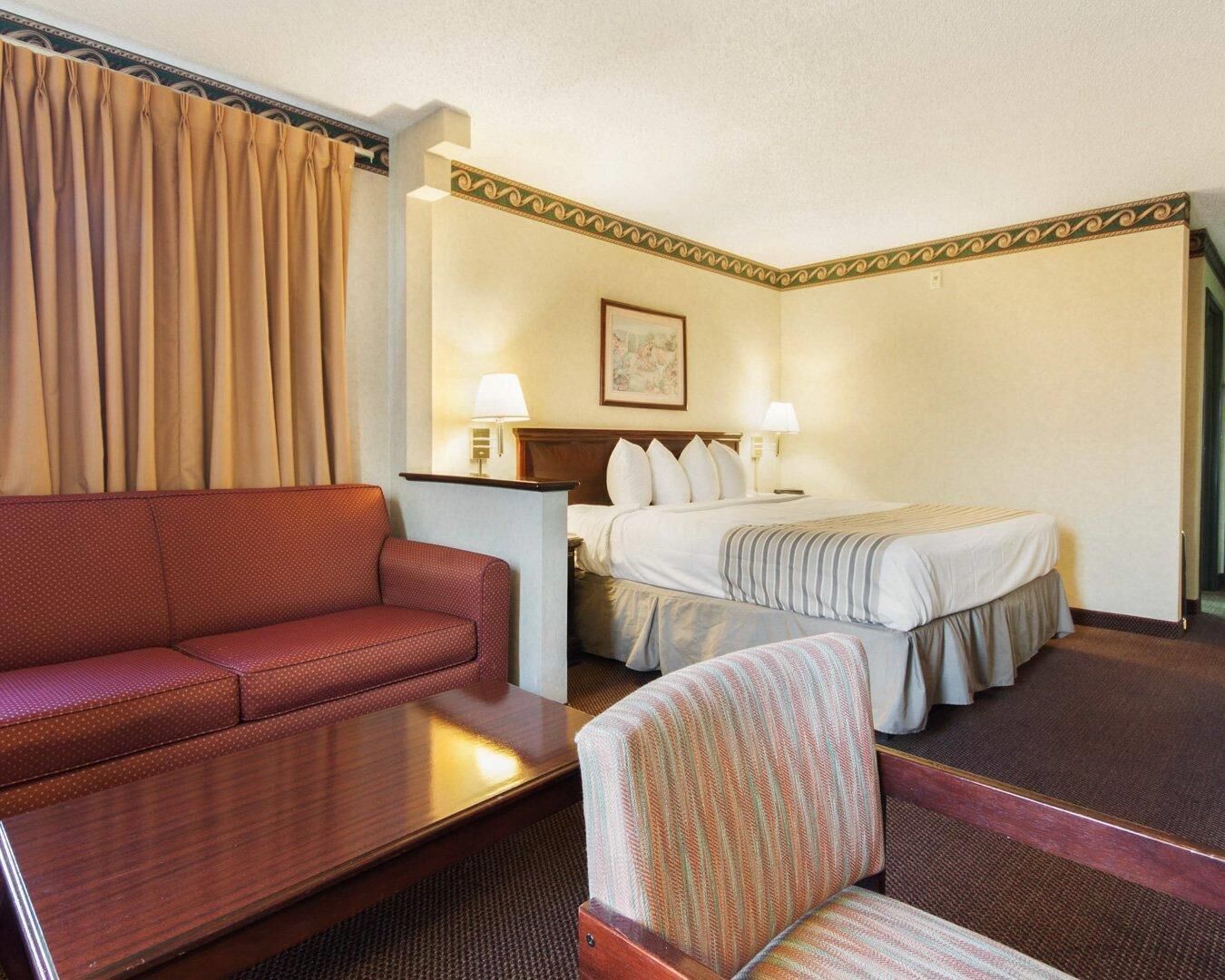 Photo - Econo Lodge Inn & Suites El Paso West