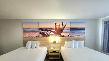 Standardzimmer, 2 Queen-Betten | Schreibtisch, schallisolierte Zimmer, Bügeleisen/Bügelbrett