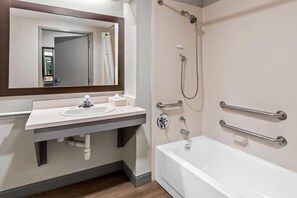 Rom, 1 kingsize-seng, tilgjengelighetstilpasset, ikke-røyk (Mobility/Hearing, tub w/grab bars) | Tilrettelagt bad