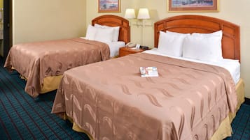 Bureau, rideaux occultants, chambres insonorisées