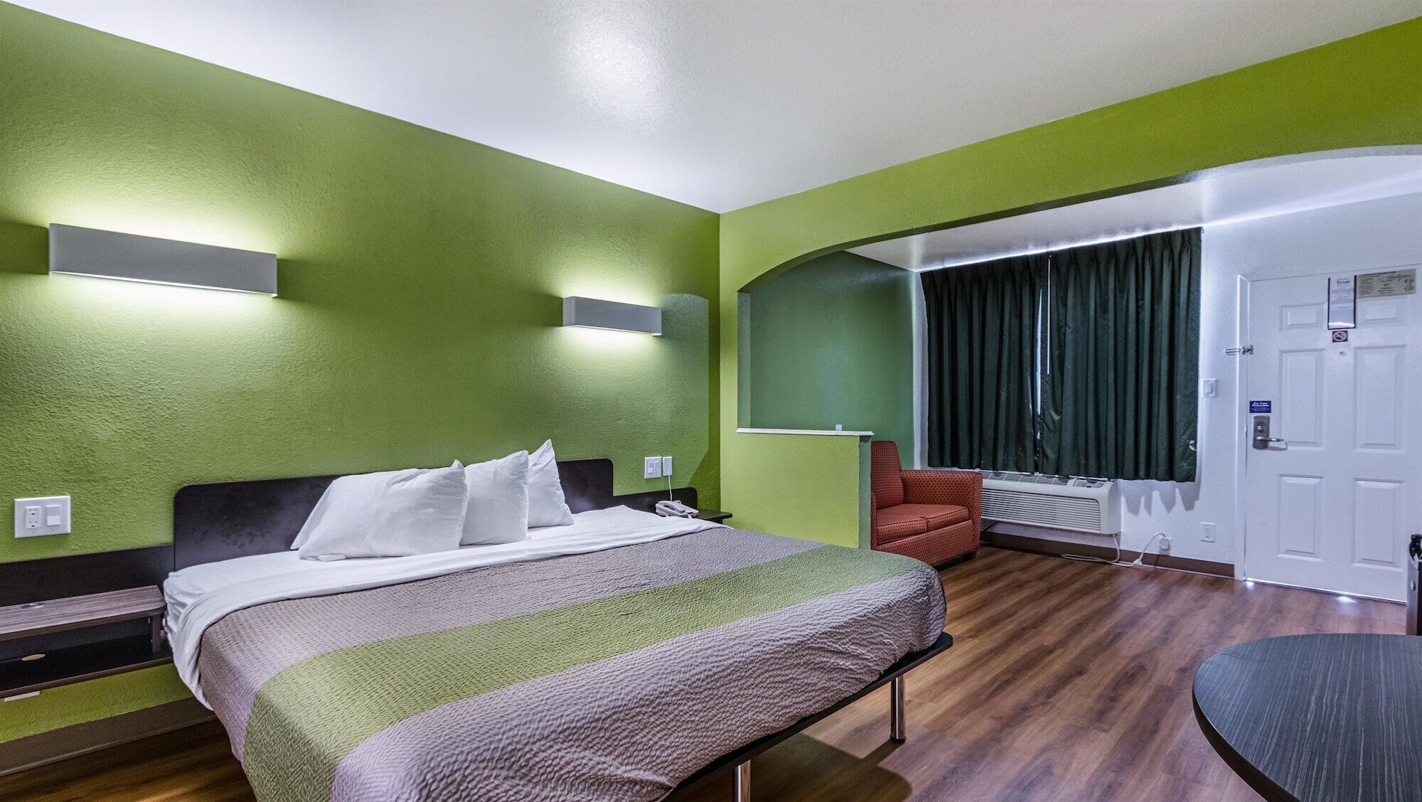 Foto - Motel 6-San Marcos, TX - North