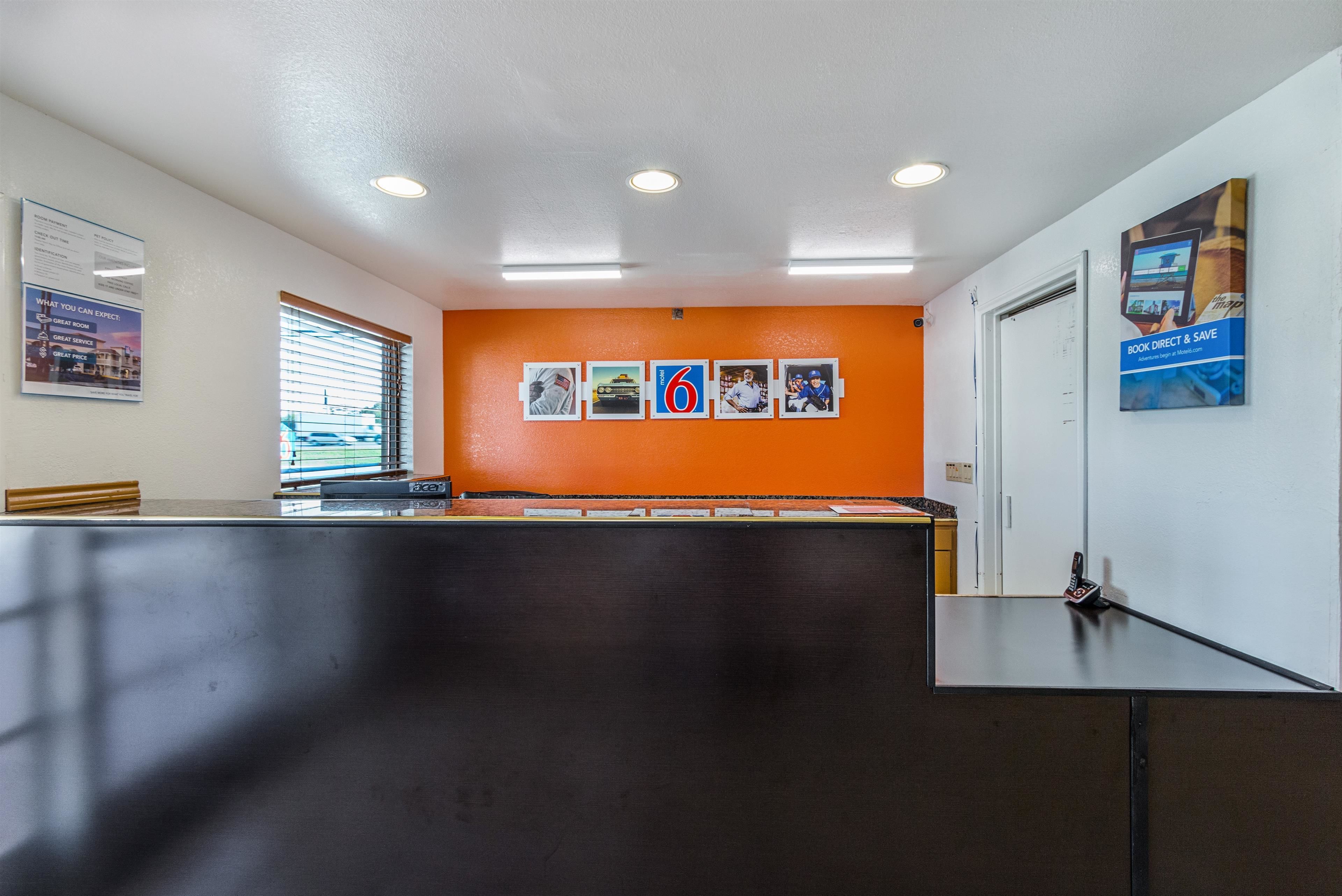 Photo - Motel 6-San Marcos, TX - North