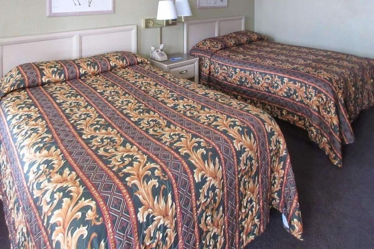 Free WiFi, bed sheets, alarm clocks