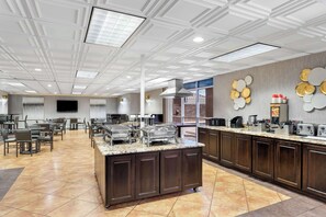 Free daily full breakfast  - Best Western Plus Abbey Inn (St. George)