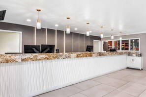 Lobby - Best Western Plus Abbey Inn (St. George)
