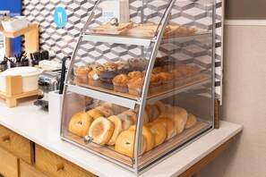 Petit déjeuner buffet compris tous les jours