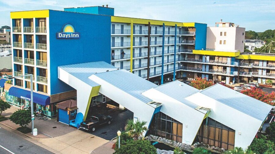 Days Inn by Wyndham Virginia Beach At The Beach