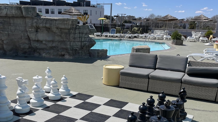 Days Inn by Wyndham Virginia Beach At The Beach