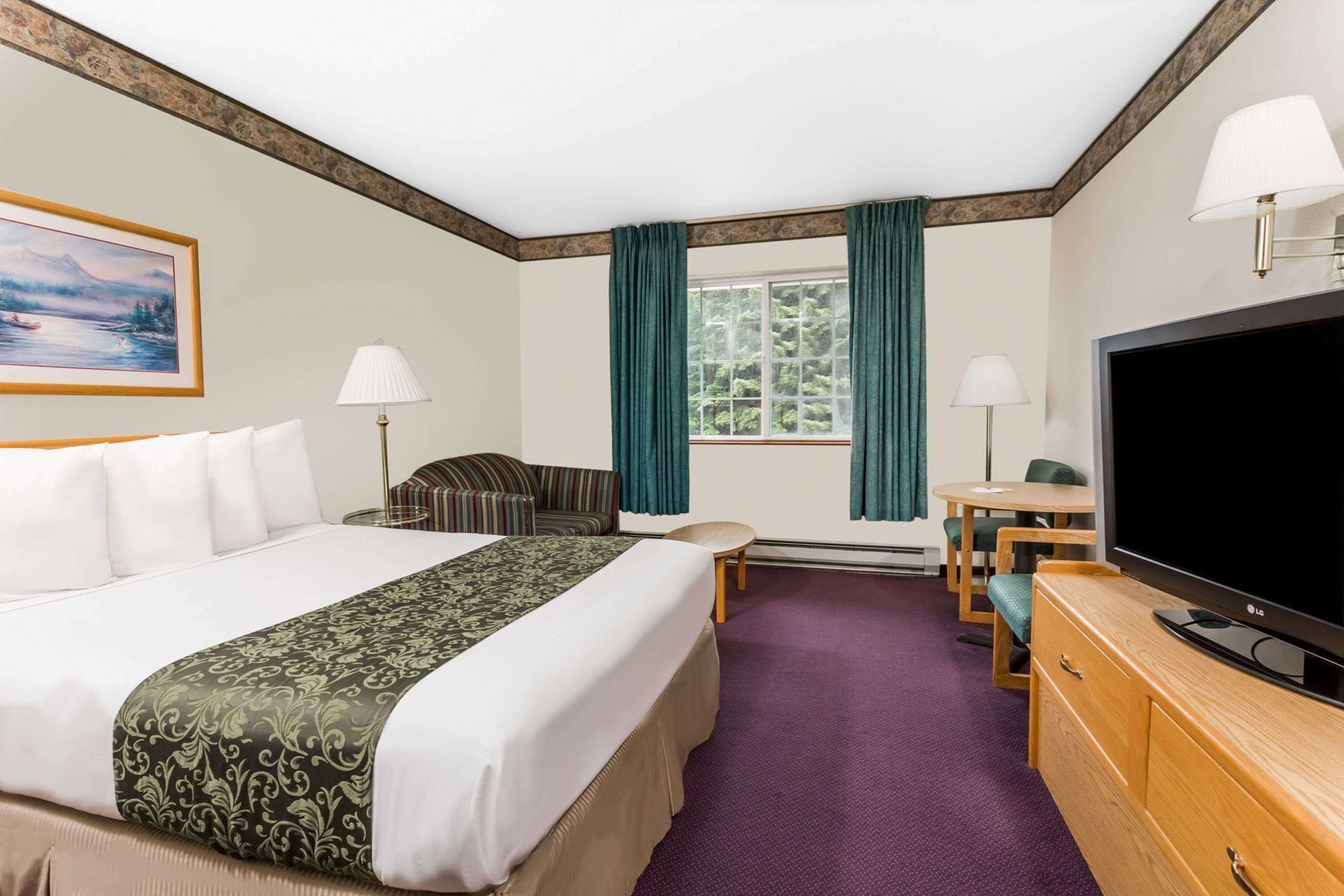 In-room safe, individually decorated, individually furnished, desk