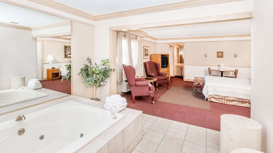 Knights Inn South Sioux City