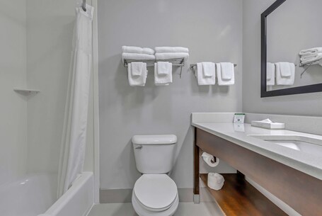 Baymont by Wyndham North Myrtle Beach - Image 12
