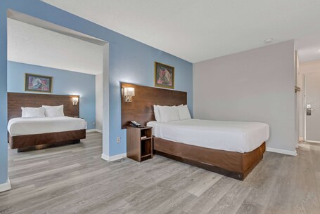Baymont by Wyndham North Myrtle Beach - Image 9