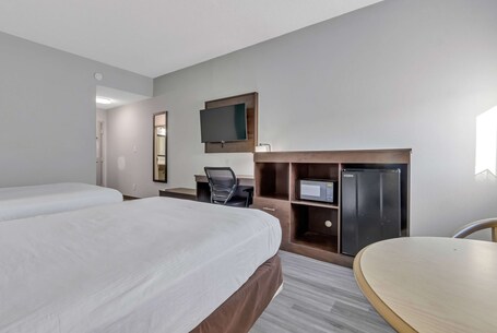 Baymont by Wyndham North Myrtle Beach - Image 24