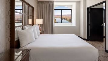 Hypo-allergenic bedding, pillowtop beds, desk, laptop workspace