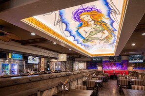 Hi ha 8 restaurants amb plats de cuina americana 